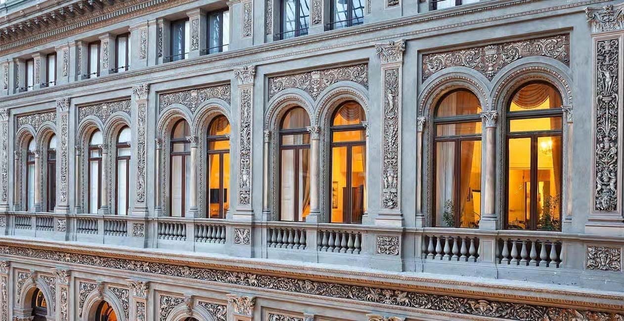 Naples Food Tour: Walking Tour and Maradona Murales