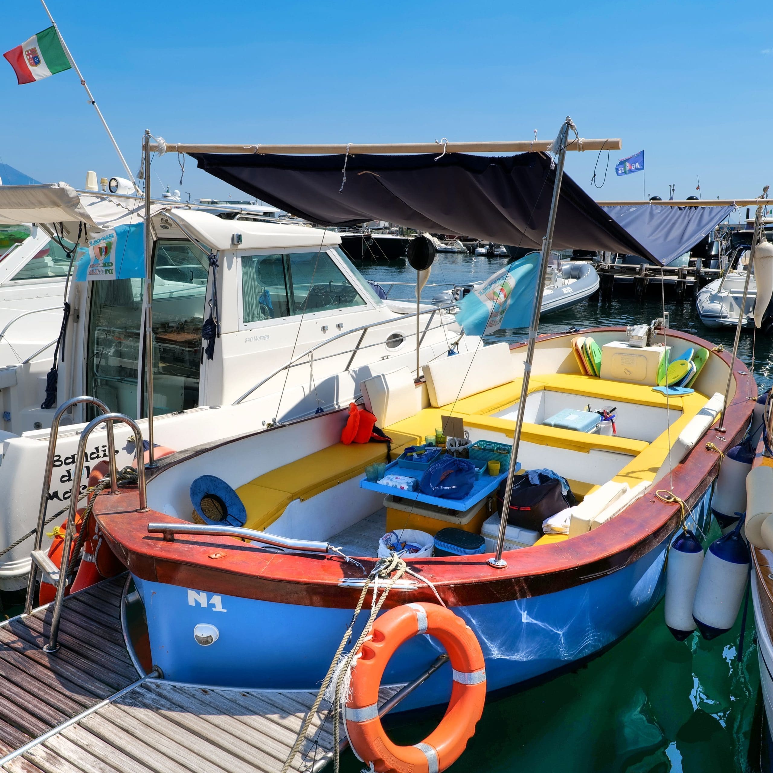 Gulf of Naples Boat Tour with Snorkeling & Aperitif