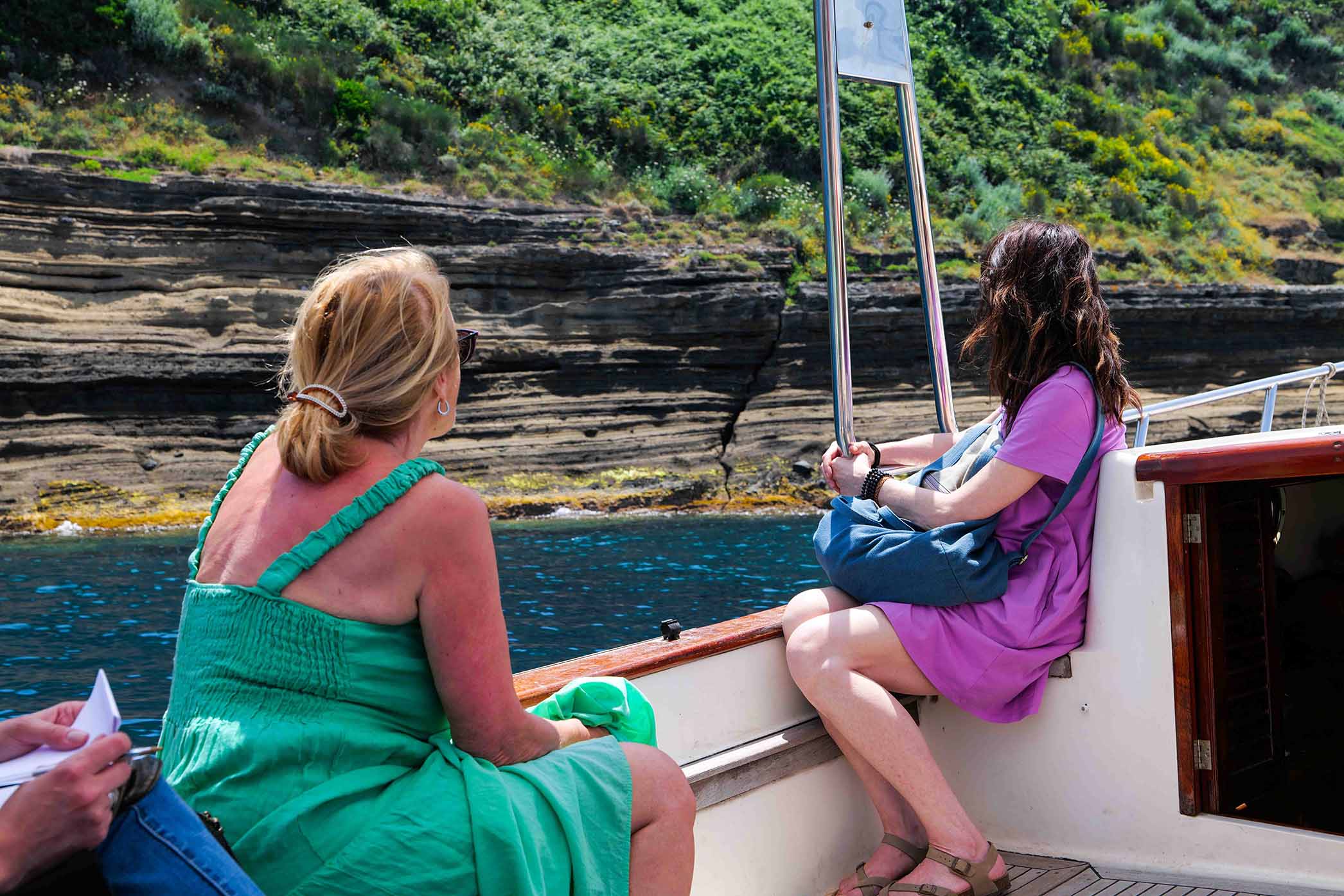 Procida Island Transfer with Boat Tour from Naples