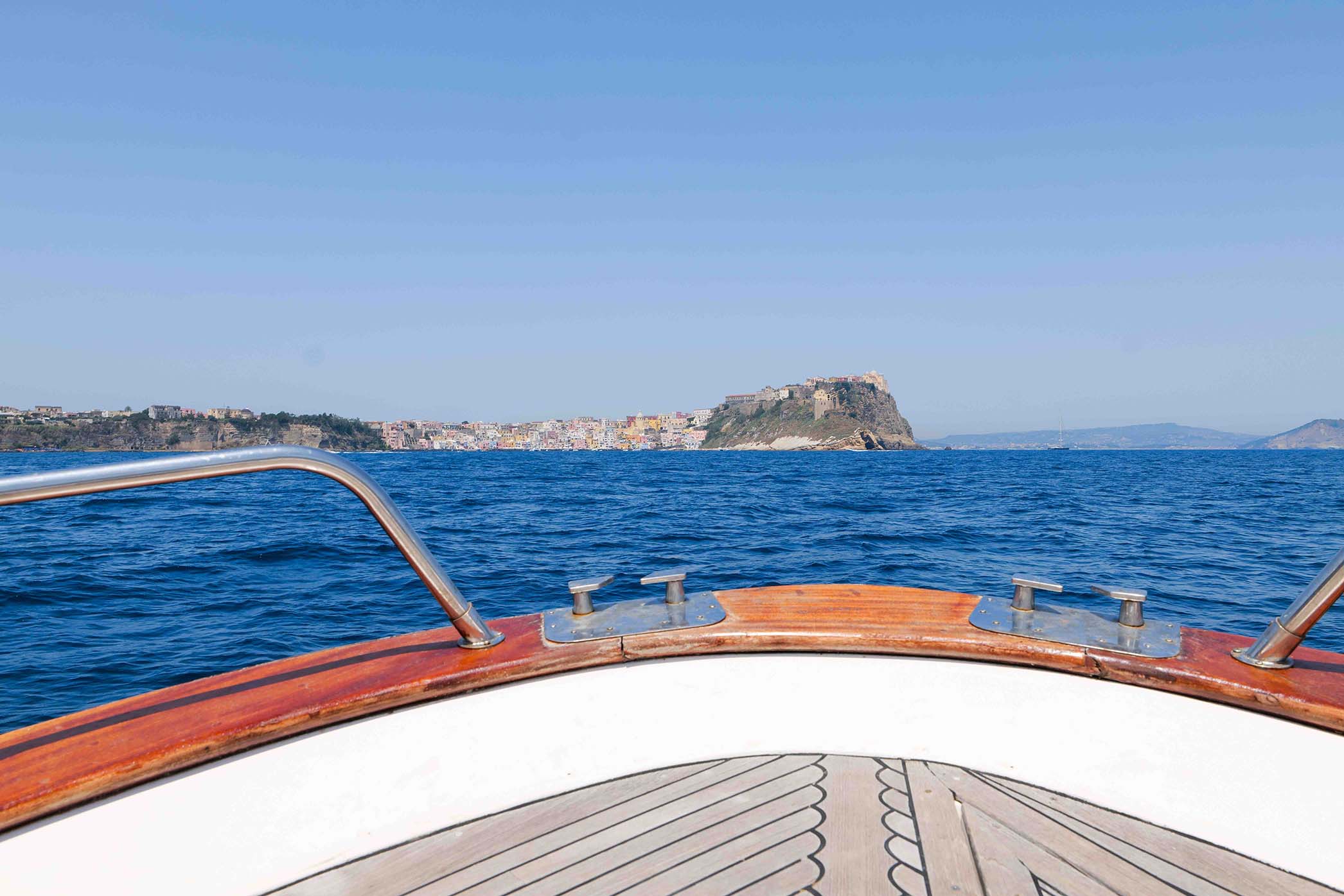 Procida Island Transfer with Boat Tour from Naples