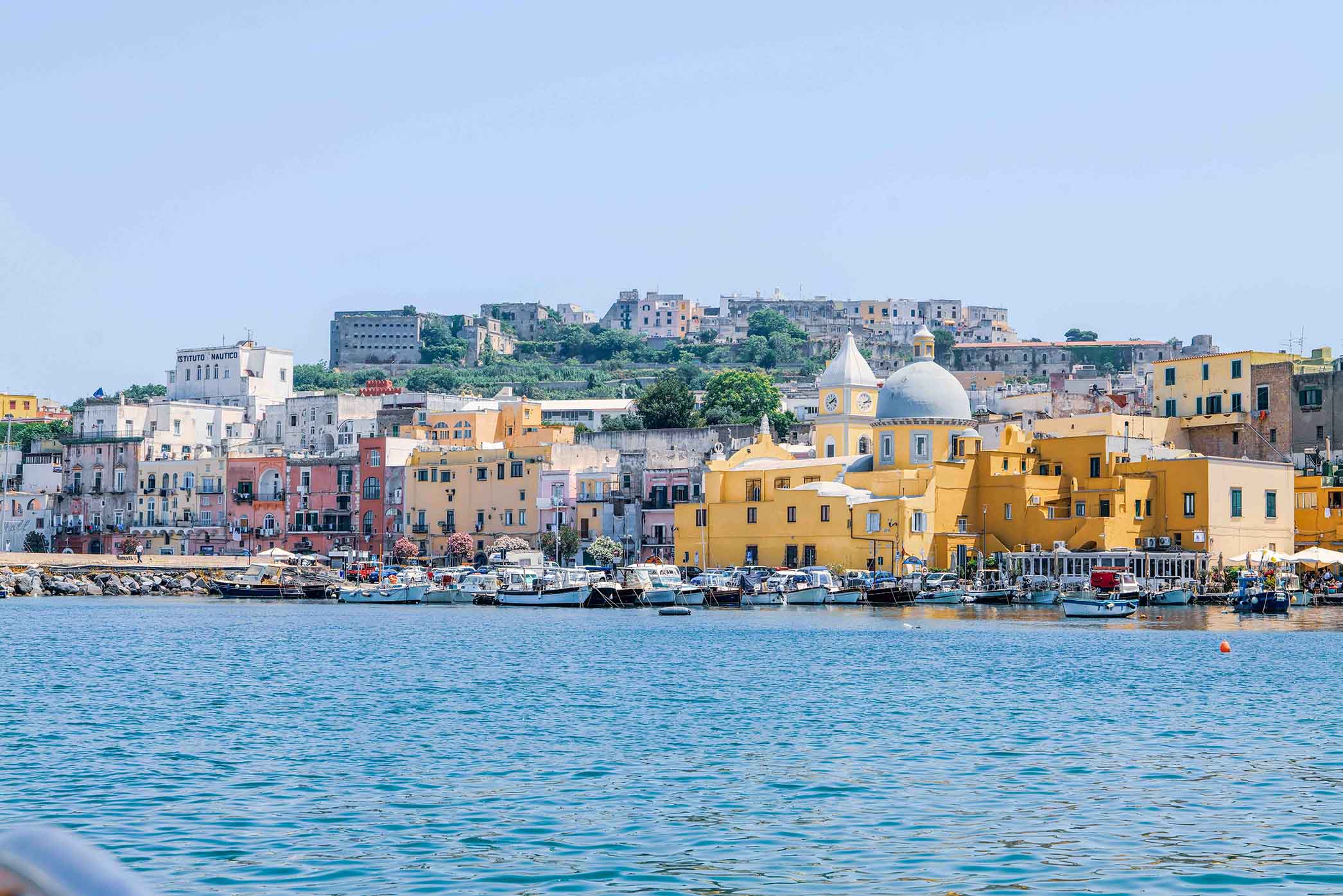 Procida Island Transfer with Boat Tour from Naples