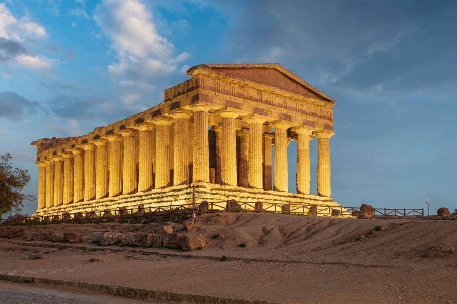 Valle dei Templi displays some among the best preserved temples from Ancient Greece