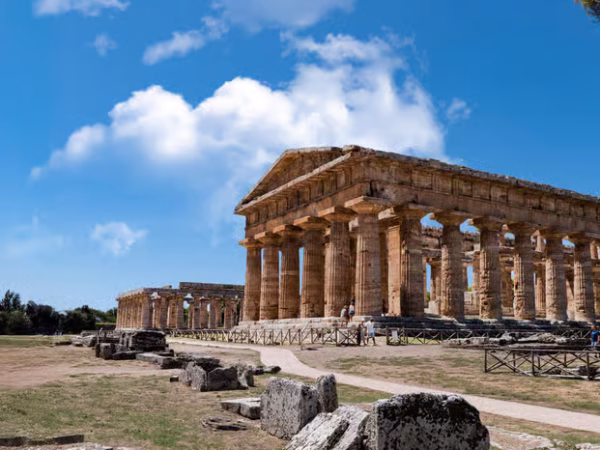Paestum: Skip-line Ticket and Train from Naples or Salerno