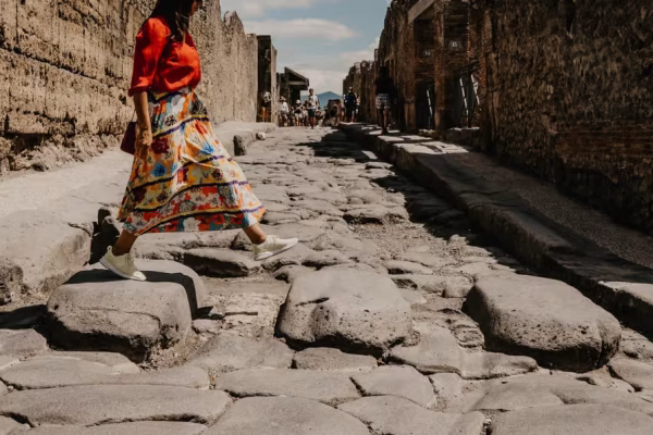 From Rome: Pompeii Ruins Tour with Expert Guide and High-Speed Train