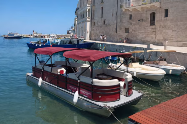Bari: Boat Tour to Monopoli with Round-Trip Train Included