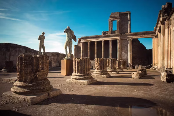 Pompeii: Guided Tour from Naples with Entry Ticket and Train Included