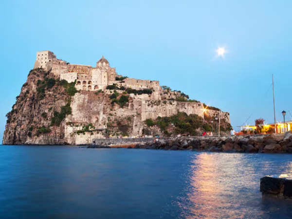Naples: Boat Excursion to Ischia and Procida with Lunch